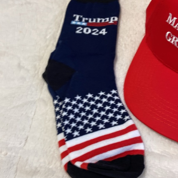 Last one ❤️❤️ Trump Bundle - Picture 2 of 8